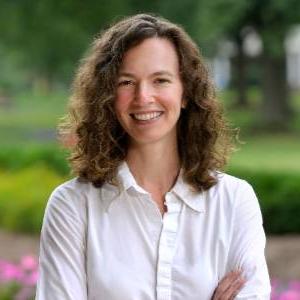 Headshot of Kelly Strunk - Temporary Dean of Business and Professional Studies